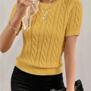 Emery Rose Cable Knit Short Sleeve